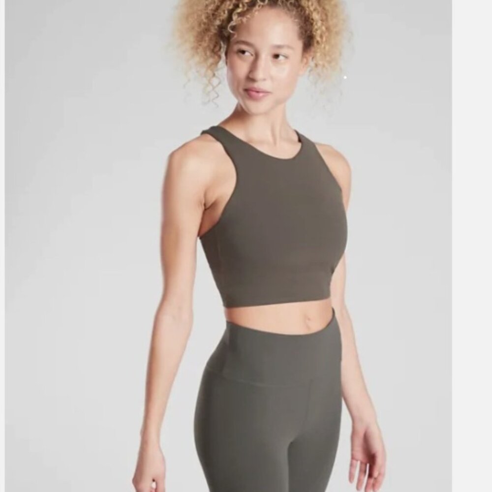 New Athleta Conscious Crop Top  Powervita Sports Bra size small Arbor Olive NWT